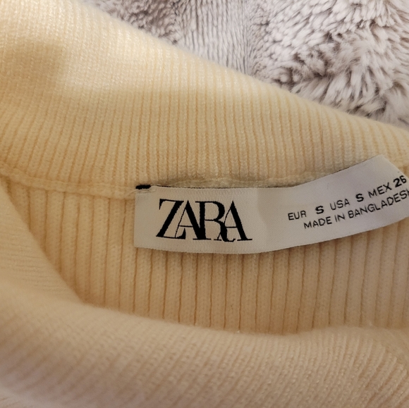 Zara Sweater - Picture 4 of 10
